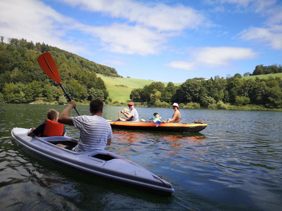 Ferienhaus Lena Im Sauerland Direkt Am Hennesee Meschede Exterior foto